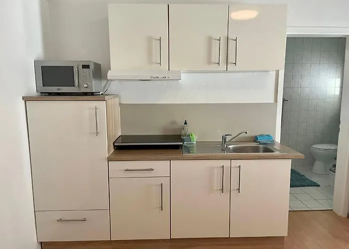 Easystay#2 Cozy Studio In Kliniknaehe, Mit Netflix,Kueche & Bad